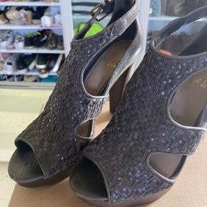 Dark brown heeled sandals